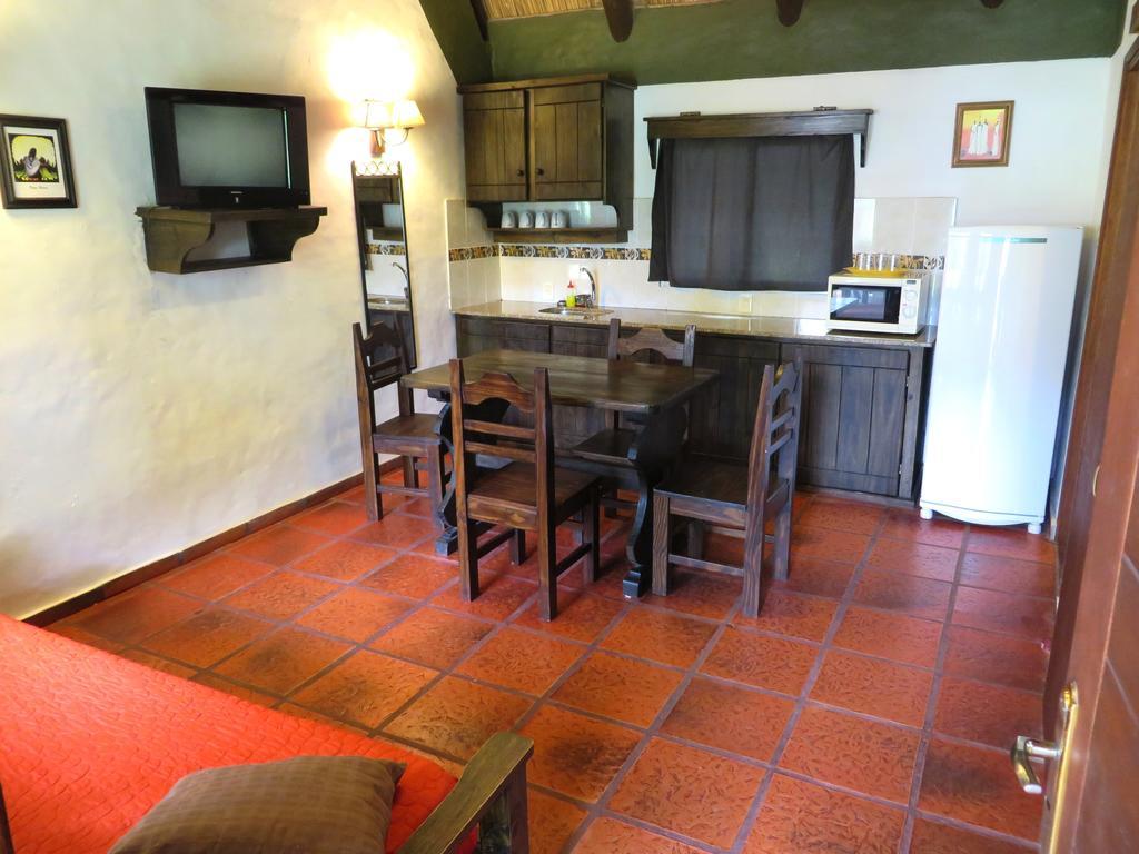 Casa De Piedra Hotel Termas del Dayman Room photo