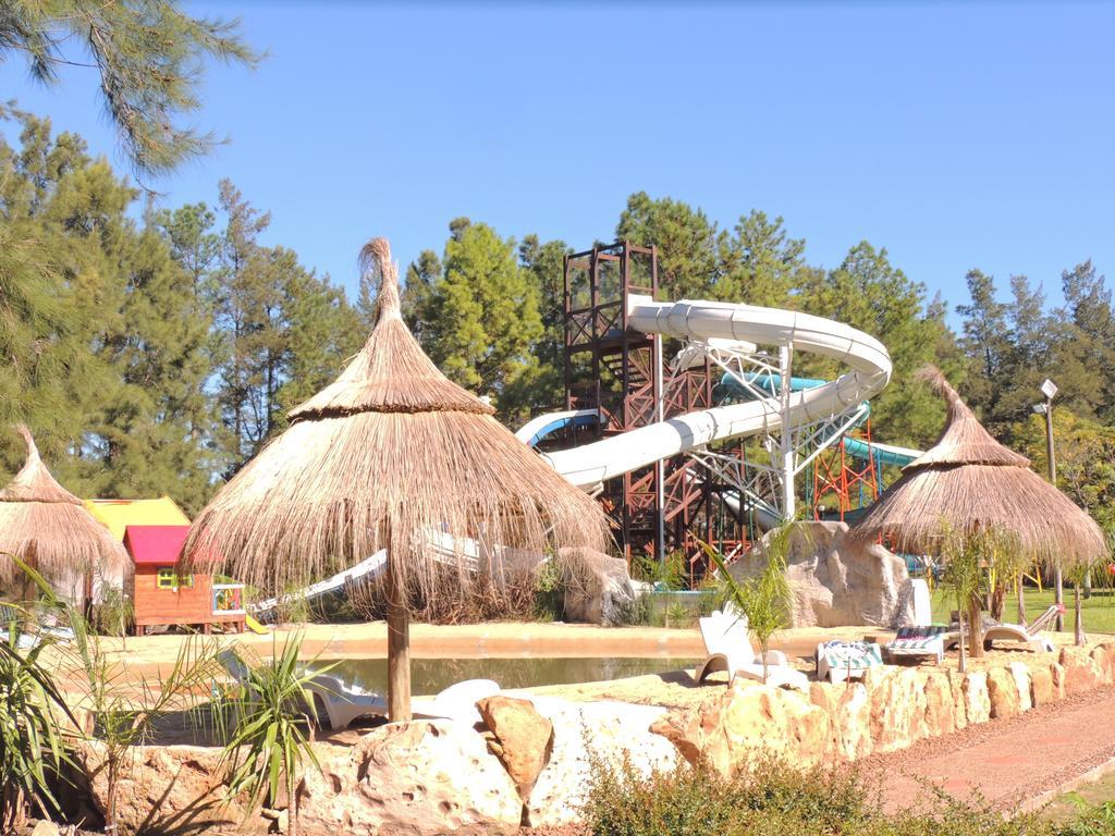 Casa De Piedra Hotel Termas del Dayman Exterior photo